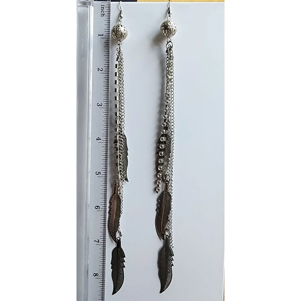 Dangle Feather Earrings Silver Tone